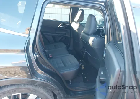 2025 Mitsubishi Outlander Se 2.5 S-Awc z USA, uszkodzony, nr VIN JA4J4VA86SZ023219